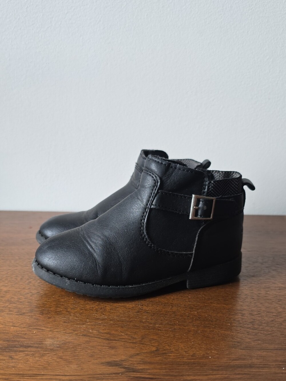OshKosh B'gosh Black Kids Ankle Boots with Side Buckle